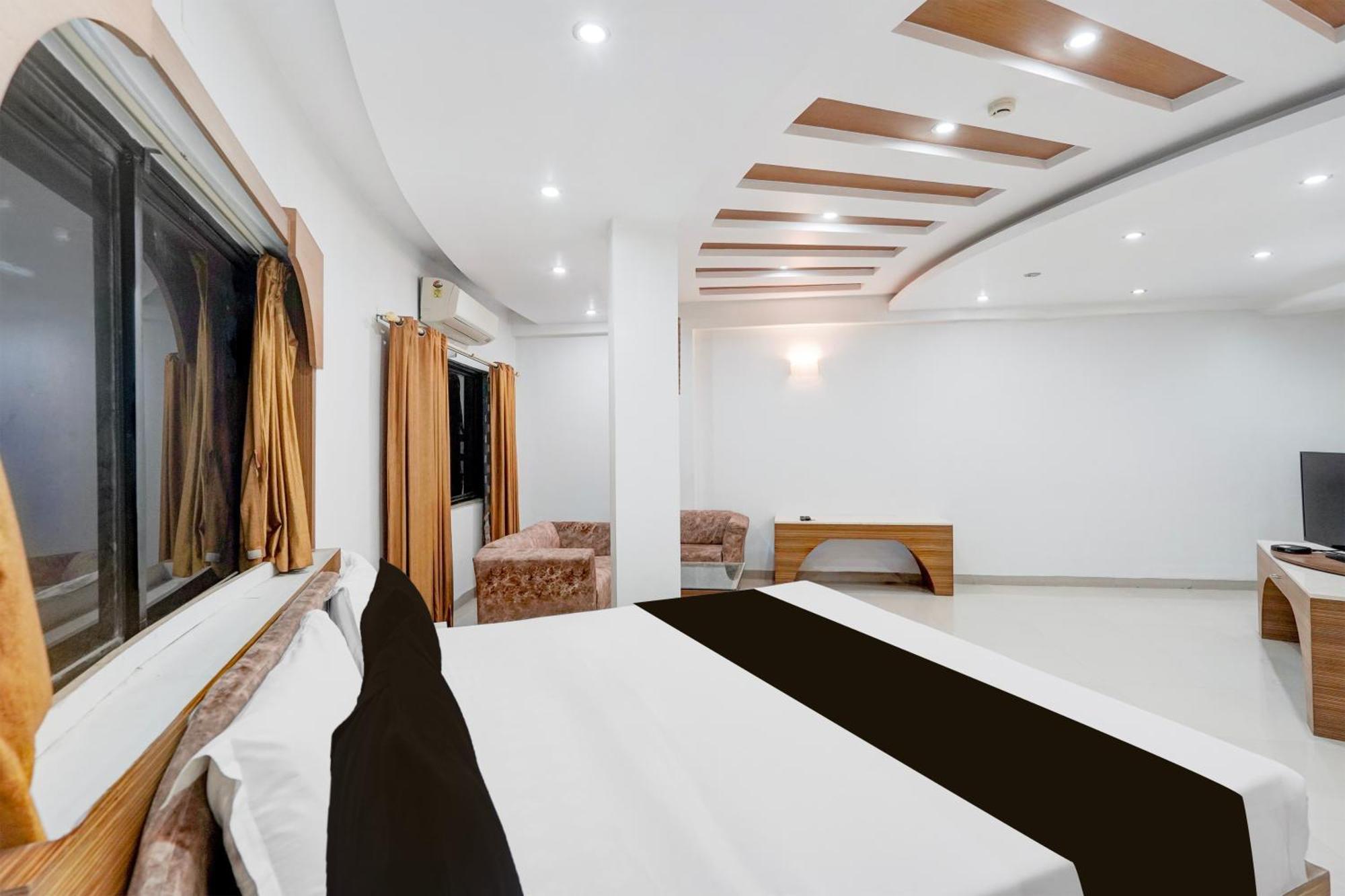 Super Townhouse Mg Road Porbandar Formerly Hotel Harmony 外观 照片
