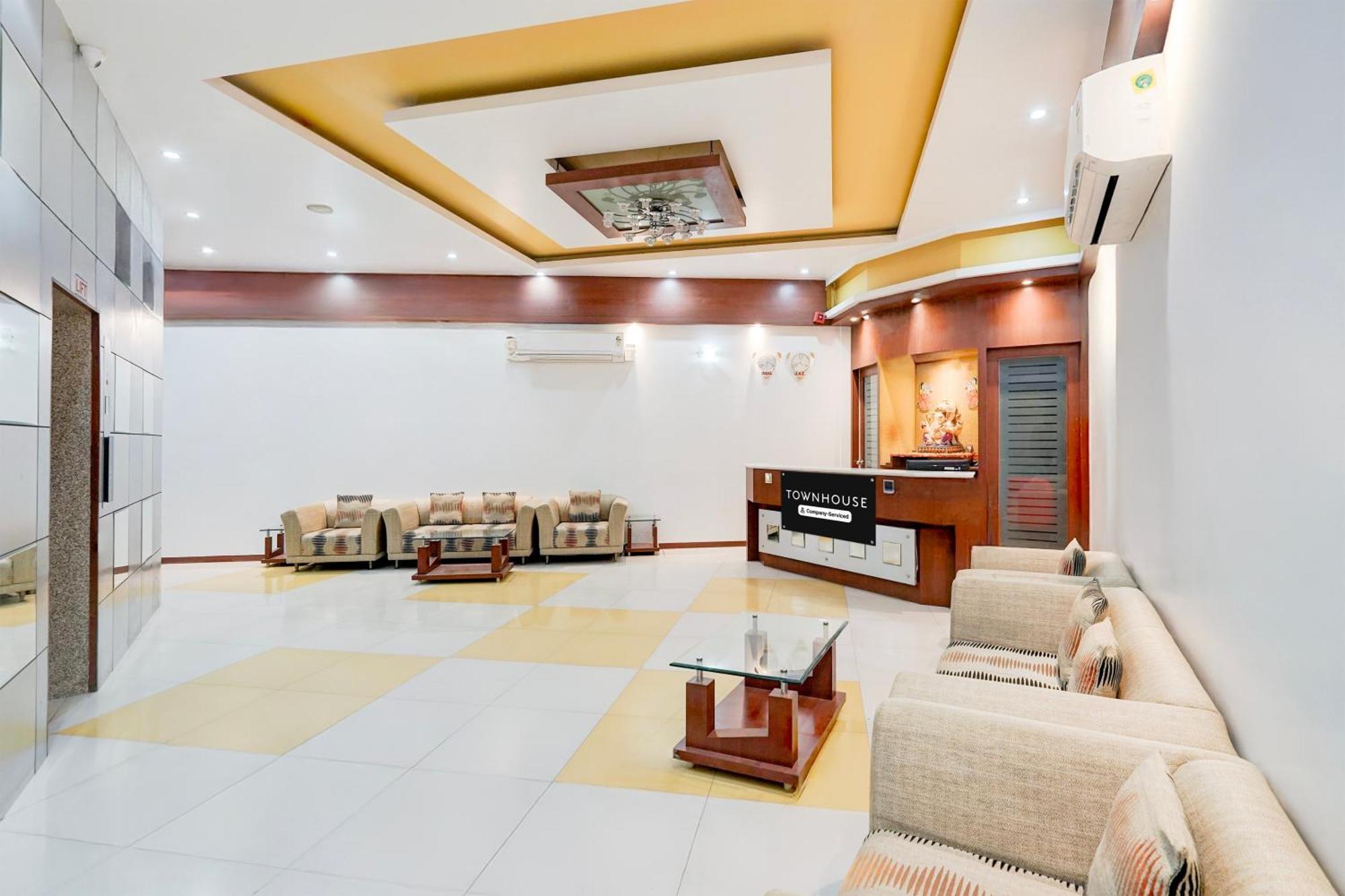 Super Townhouse Mg Road Porbandar Formerly Hotel Harmony 外观 照片
